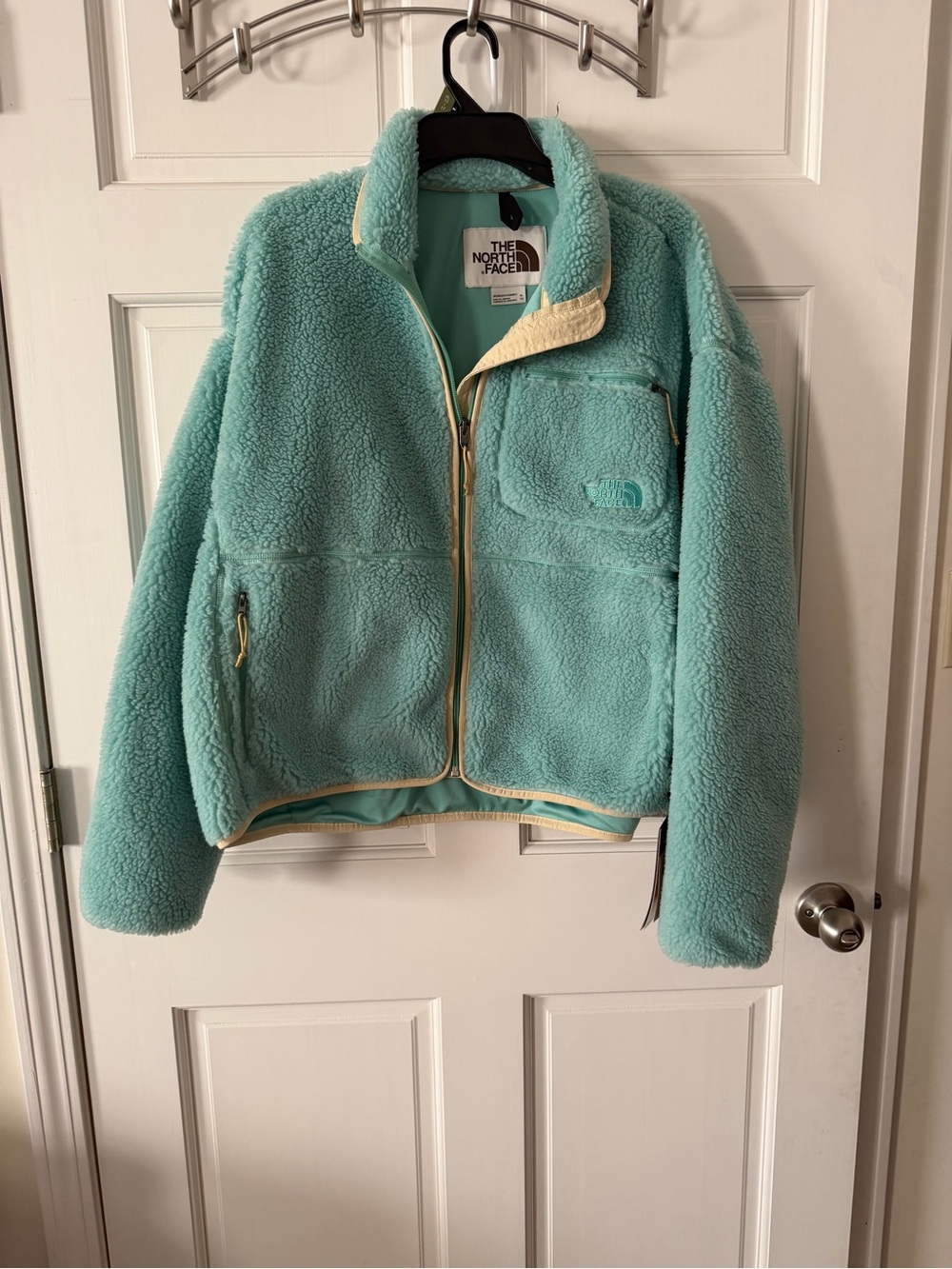 NWT The North Face Women’s Sherpa Fleece Jacket - Wasabi with Cream Trim Size XL
